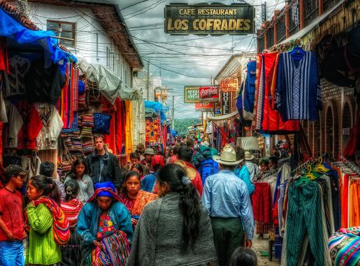 File:Chichicastenango Market, Guatemala (4148828595).jpg - Wikimedia Commons