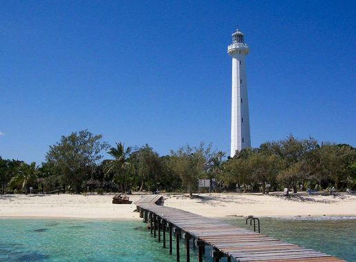 File:Nouméa Phare Amédée.JPG - Wikimedia Commons