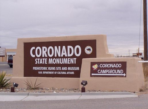 File:Coronado State Monument sign at the park entrance on the highway in  Bernalillo, NM (fa126faf-002f-47e2-8a11-357e02643aa8).JPG - Wikimedia  Commons