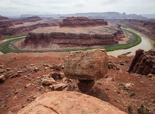 File:View from Gooseneck Overlook (7257500778).jpg - Wikimedia Commons