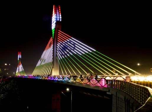 File:Long Exposure of Cable bridge on Durgam Cheruvu.jpg - Wikimedia Commons