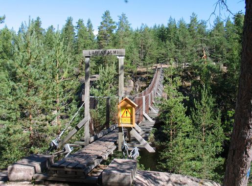 File:Suspension bridge over Lapinsalmi - panoramio.jpg - Wikimedia Commons
