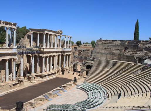 File:Teatro Romano de Mérida (3).JPG - Wikimedia Commons
