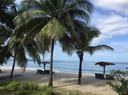 File:Tokeh Beach.jpg - Wikimedia Commons