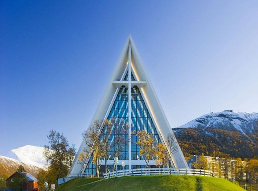 File:Tromsdalen Kirker, Ishavskatedralen (The Arctic Cathedral).jpg -  Wikimedia Commons