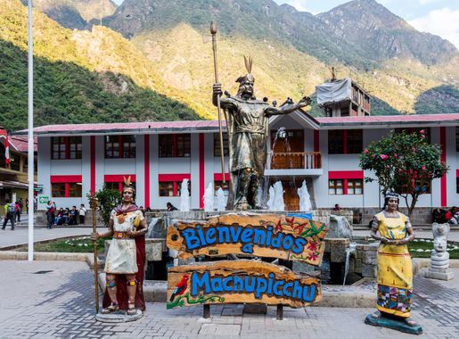 File:Aguas Calientes, Cuzco, Perú, 2015-07-30, DD 68.JPG - Wikipedia