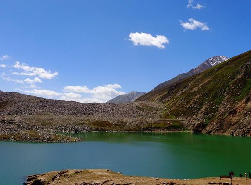 File:Lulusar Lake-Kaghan Valley Pakistan.JPG - Wikimedia Commons