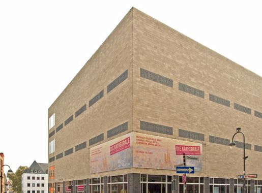 File:Wallraf-Richartz-Museum & Foundation Corboud, Frontansicht, Oktober  2014.jpg - Wikimedia Commons