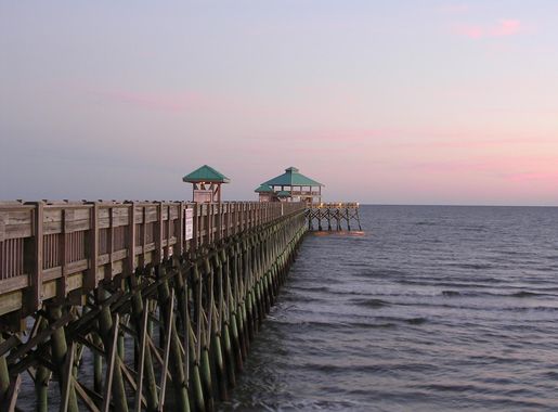 File:Perspectivepier.JPG - Wikipedia