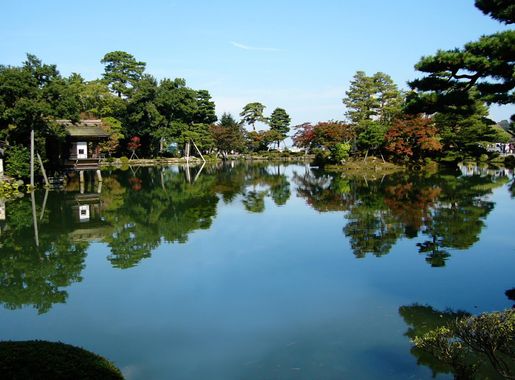 File:Kenrokuen10-r.jpg - Wikipedia