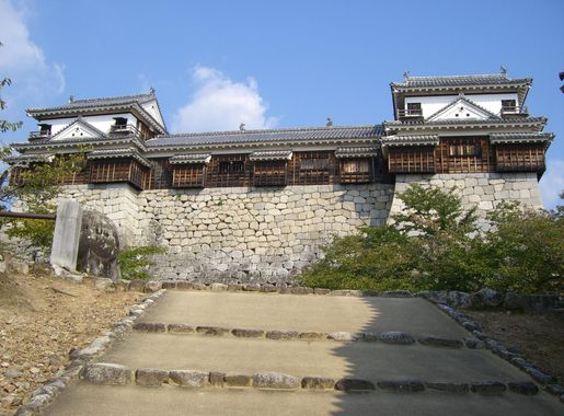 File:Matsuyama castle(Iyo)11.JPG - Wikimedia Commons