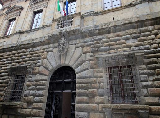 File:MonteSanSavinoPalazzoDelMonte3.jpg - Wikipedia