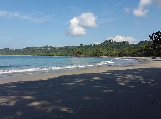 Archivo:Espadilla Sur. Manuel Antonio. Costa Rica.jpg - Wikipedia, la  enciclopedia libre