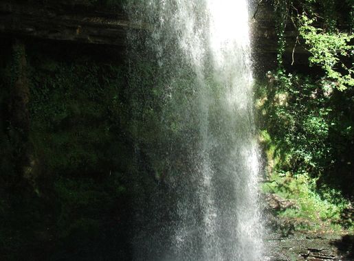 File:Glencar Waterfall.jpg - Wikimedia Commons