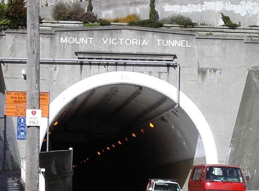 File:Mount Victoria Tunnel.JPG - Wikimedia Commons