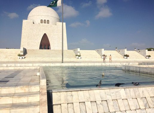 File:The Mausoleum of the Quaid-i-Azam Muhammad Ali Jinnah, Karachi, Sindh,  Pakistan.JPG - Wikimedia Commons