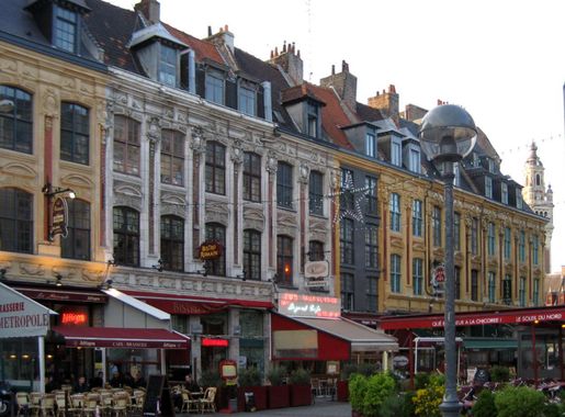File:Lille, France. Place Rihour - panoramio.jpg - Wikimedia Commons