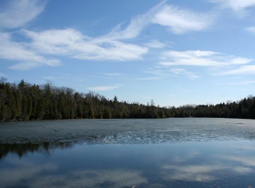 File:Crawford Lake-2010-03-18-001.JPG - Wikimedia Commons