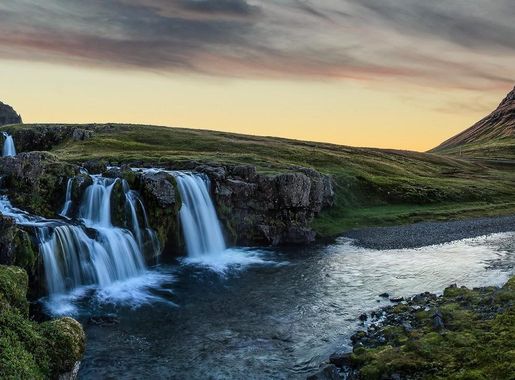 File:Kirkjufellsfoss Kirkjufell Snæfellsnes - panoramio.jpg - Wikimedia  Commons