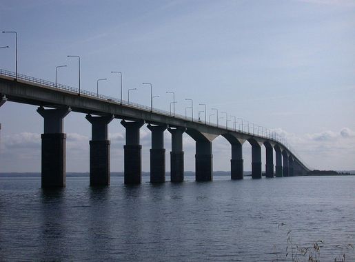 File:Ölandsbron.jpg - Wikimedia Commons