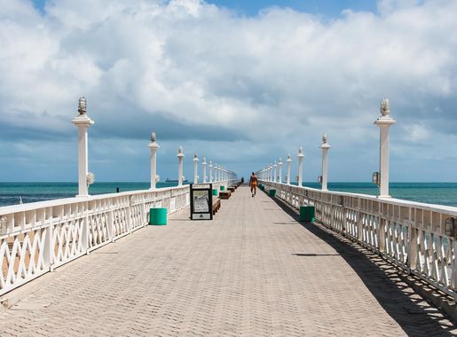 Ficheiro:Pier in Iracema Beach.png – Wikipédia, a enciclopédia livre