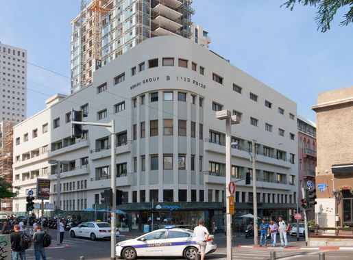 File:Tel-Aviv RothschildBoulevard19 8137a.jpg - Wikimedia Commons