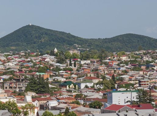 File:2014 Kutaisi, Widok na miasto z parku Besika Gabaszwili.jpg -  Wikimedia Commons