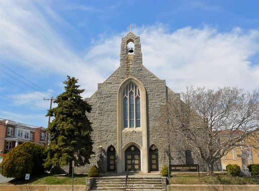 File:Holy Saviour Lower Chichester DelCo PA.JPG - Wikimedia Commons