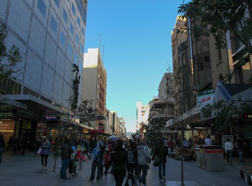 File:Rundle Mall in June 2015.jpg - Wikimedia Commons