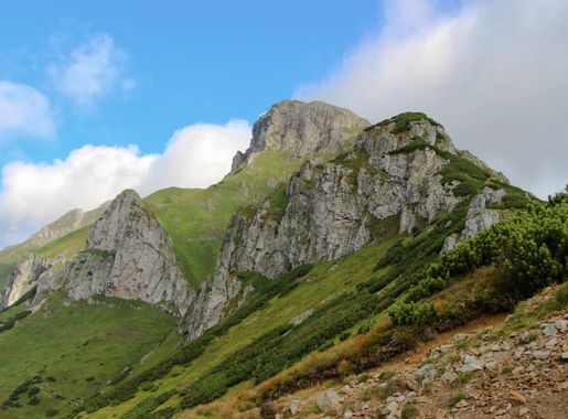 File:Havran, Belianske Tatra Mountains, Slovakia 07.jpg - Wikimedia Commons