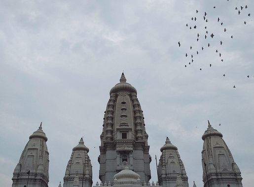 File:Juggilal Kamlapat temple.jpg - Wikimedia Commons