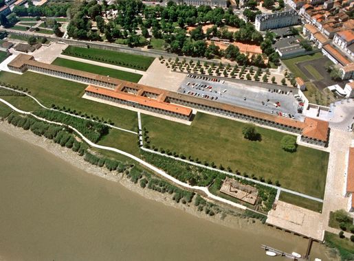 Fichier:ROCHEFORT. Corderi royale.jpg — Wikipédia