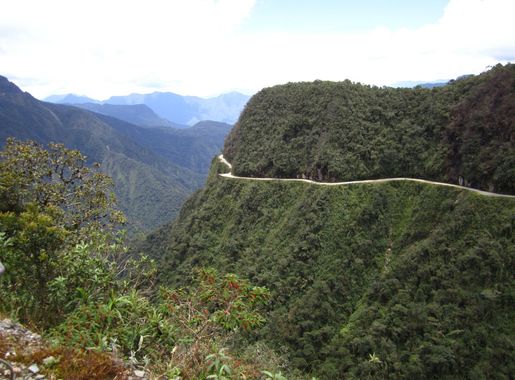 File:Yungas road-Death road (8264757023).jpg - Wikimedia Commons