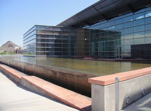 File:Tempe Center for the Arts - Lakeside Exterior - 2009-09-04.jpg -  Wikimedia Commons