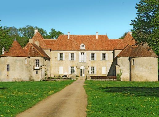 Fichier:Lacour-d'Arcenay FR21 château IMF1173.jpg — Wikipédia