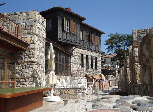 File:Sozopol House 10.JPG - Wikimedia Commons