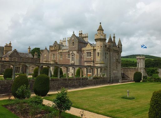 File:Abbotsford House 06.JPG - Wikimedia Commons