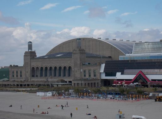 File:2014 Boardwalk Hall 01.JPG - Wikipedia