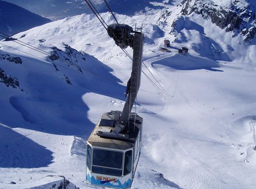 File:Verbier Telecabine 066.JPG - Wikimedia Commons