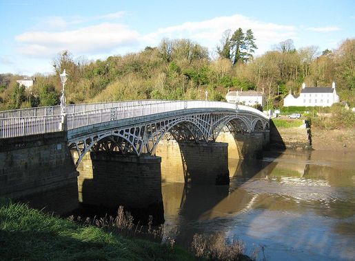File:Old Wye Bridge, Chepstow. - panoramio.jpg - Wikimedia Commons