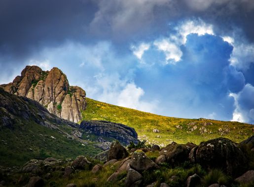 Ficheiro:Pedra do Altar - Parque Nacional do Itatiaia, Rio de Janeiro RJ  03.jpg – Wikipédia, a enciclopédia livre