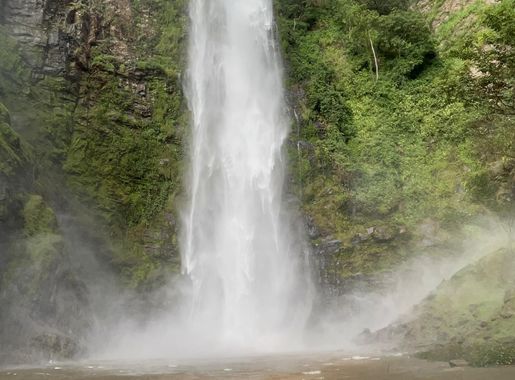 File:Spirit of Ghana Wli Waterfalls 08.jpg - Wikimedia Commons