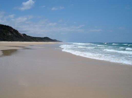 File:Fraser Island - 75 Mile Beach - panoramio.jpg - Wikimedia Commons