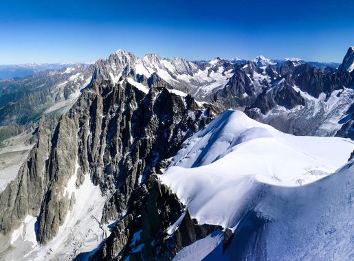 File:Mont Blanc Panorama (133793295).jpeg - Wikimedia Commons