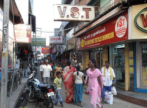 File:People of Puducherry.JPG - Wikimedia Commons