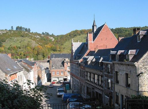 File:Bouvignes-sur-Meuse 051011 (3).JPG - Wikimedia Commons