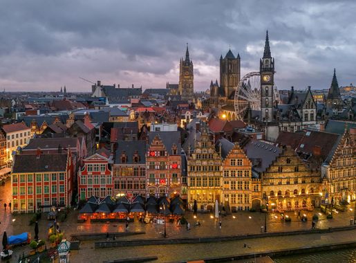 File:1007 Graslei, Clock tower of the Post Office, Church of Saint-Nicolas  in Ghent and Belfry of Ghent Photo by Giles Laurent.jpg - Wikimedia Commons
