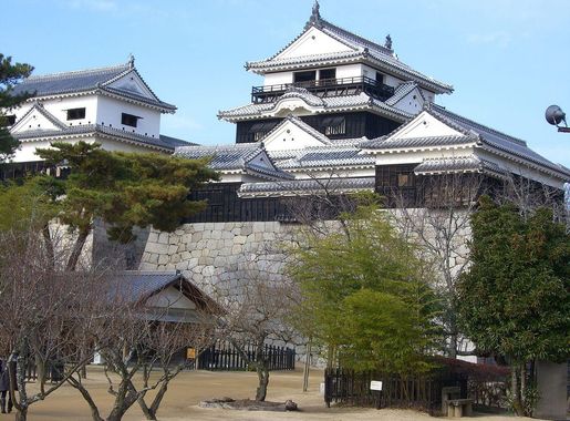 File:MEIN&SMALL CASTLE TOWER ,MATSUYAMA CASTLE(IYO).JPG - Wikimedia Commons