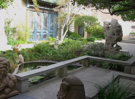 File:Asiapcificmusesum interior.jpg - Wikipedia