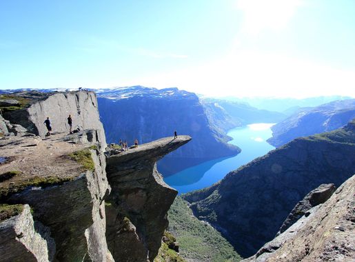 Fil:Trolltunga 2.jpg – Wikipedia